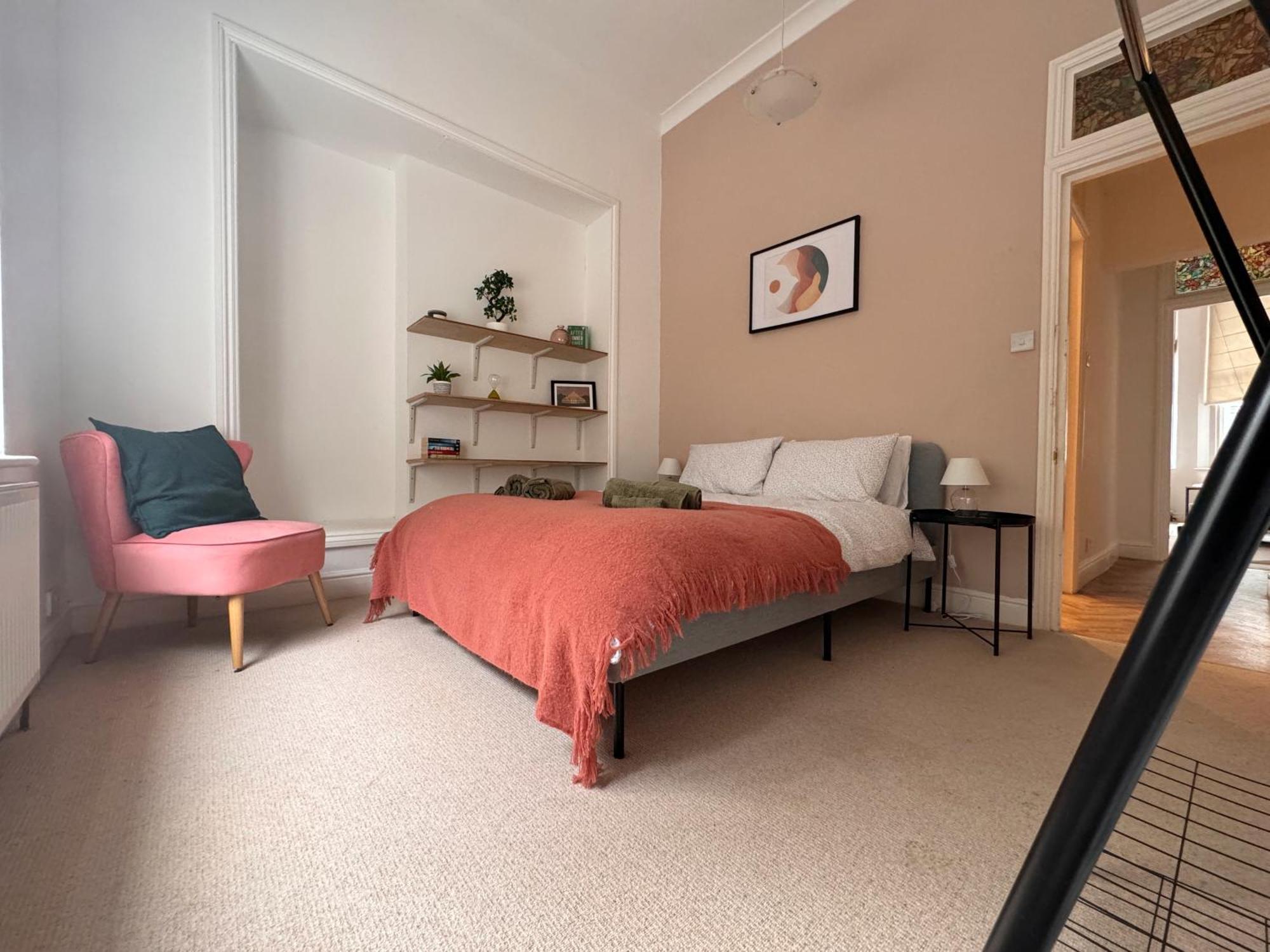 Appartement Quaint In - Sleeps 2 To 6 *